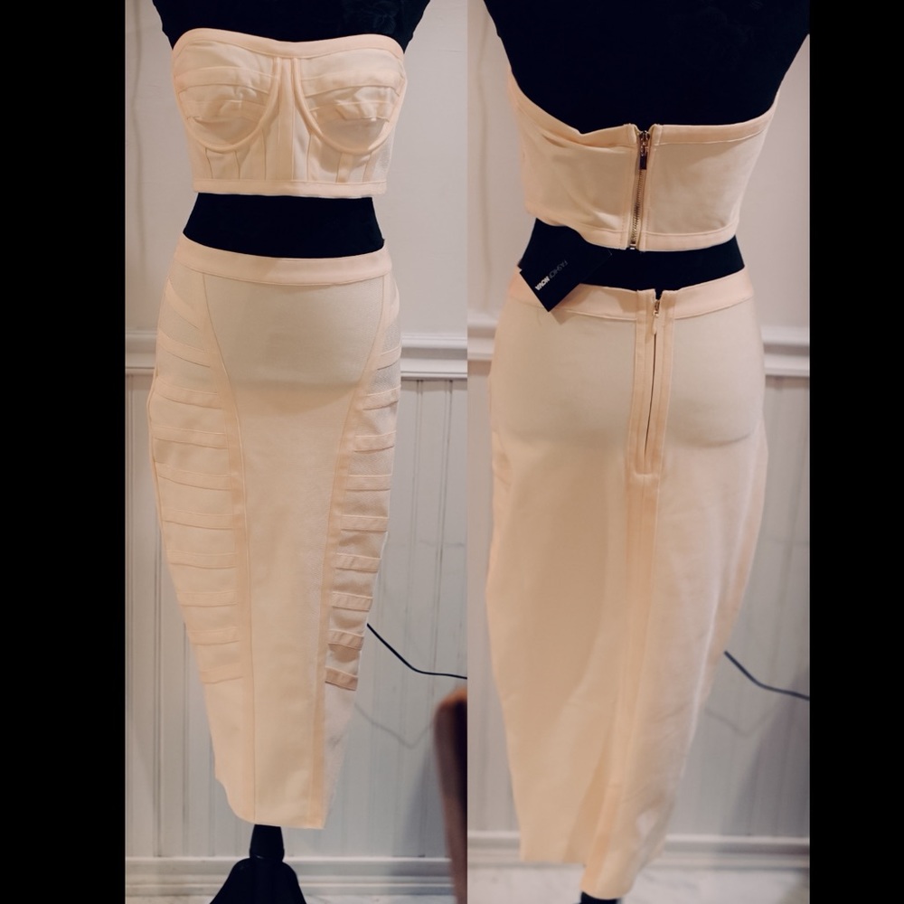 Pencil skirt with sleeveless crop top